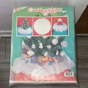 Candlewicking Stitchery Circular Tree Skirt Kit